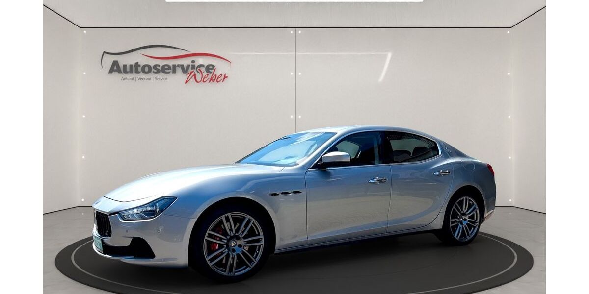 Maserati Ghibli 9.563 km 38.990 &euro; Düsseldorf 40235