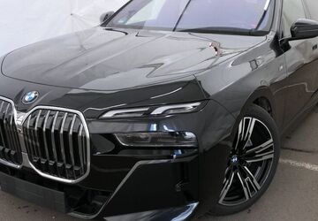 BMW 740 5.052 km 94.780 &euro; Mülheim an der Ruhr 45478