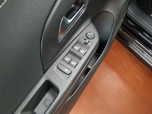 Opel Corsa e Elegance Kam SHZ LHZ Tempo Klima 25.856 km 16.470 &euro; HAAN 42781