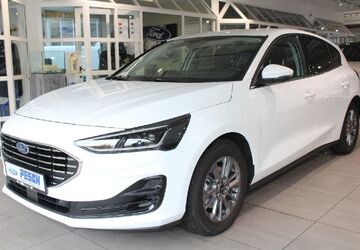 Ford Focus 5.868 km 23.990 &euro; Dormagen 41539