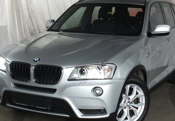 BMW X3 xDrive 20 d XENON NAVI TEILLEDER PDC STEPTRONIC 174.544 km 13.450 &euro; Köln 50858