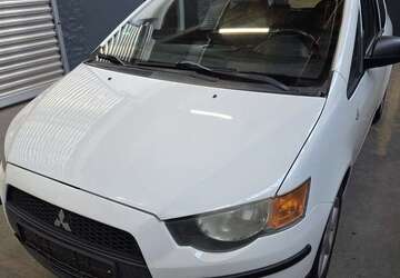 Mitsubishi Colt 177.000 km 1.390 &euro; Wuppertal 42281