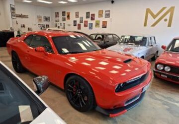 Dodge Challenger 3.200 km 47.500 &euro; Bergisch Gladbach 51465