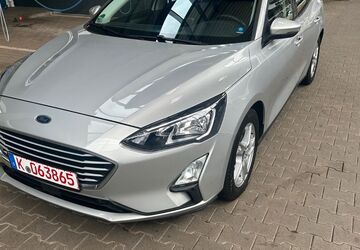 Ford Focus 46.275 km 14.900 &euro; Köln 50829
