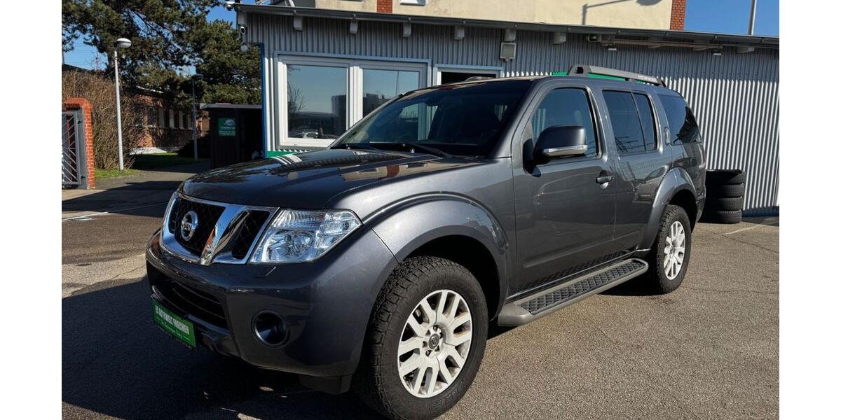 Nissan Pathfinder 189.500 km 12.990 &euro; Frechen 50226