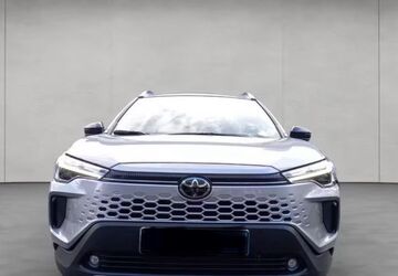 Toyota Corolla Cross 3.200 km 35.000 &euro; Leverkusen 51371