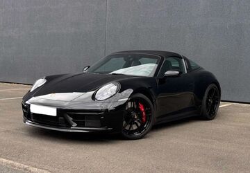 Porsche 992 9.500 km 174.999 &euro; Köln 50858