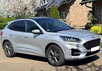 Ford Kuga 93.500 km 21.500 &euro; Köln 50769