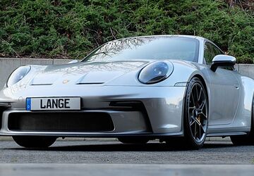 Porsche 992 13.735 km 199.980 &euro; Köln 50996