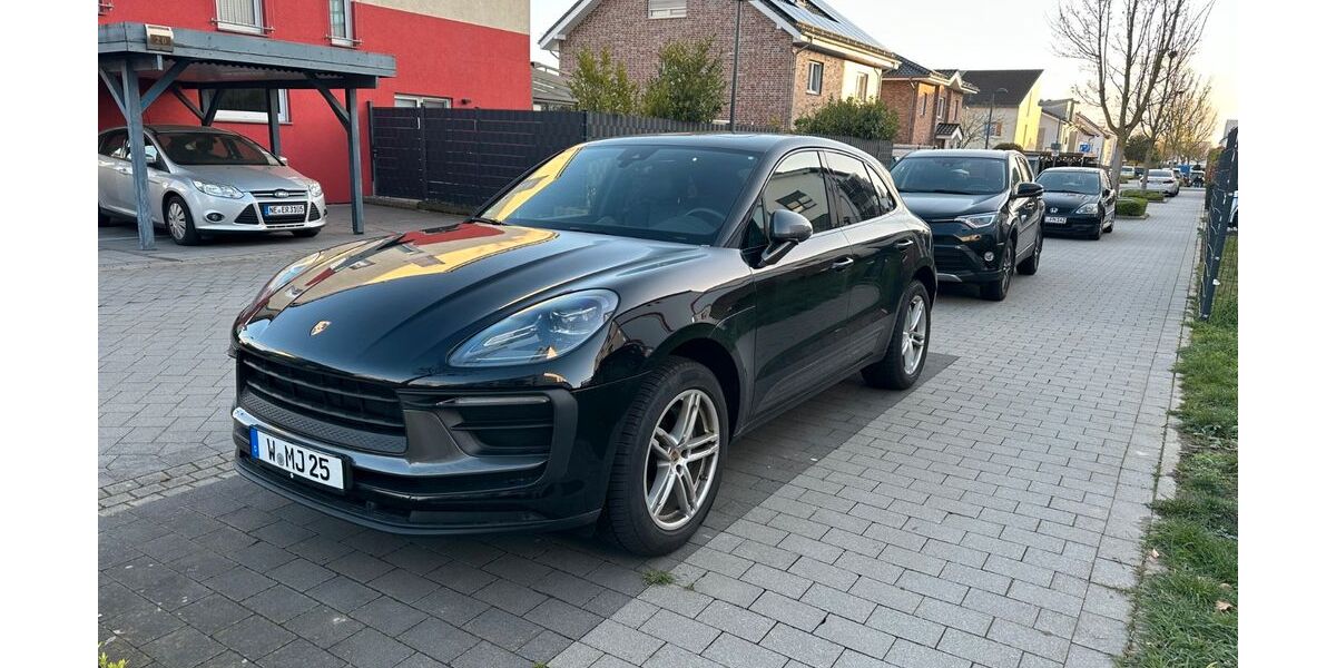 Porsche Macan 27.000 km 59.500 &euro; Düsseldorf 40215