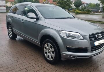 Audi Q7 230.000 km 6.900 &euro; Köln 51069