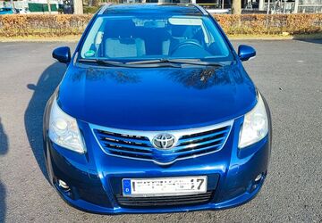 Toyota Avensis 164.600 km 6.500 &euro; Köln 50933