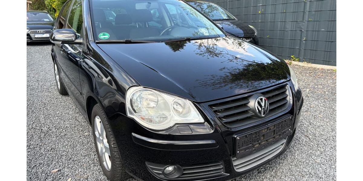 VW Polo 79.000 km 4.950 &euro; Bergisch Gladbach 51469