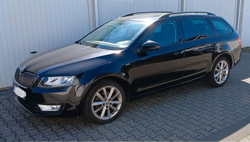Skoda Octavia 127.500 km 8.950 &euro; Willich 47877