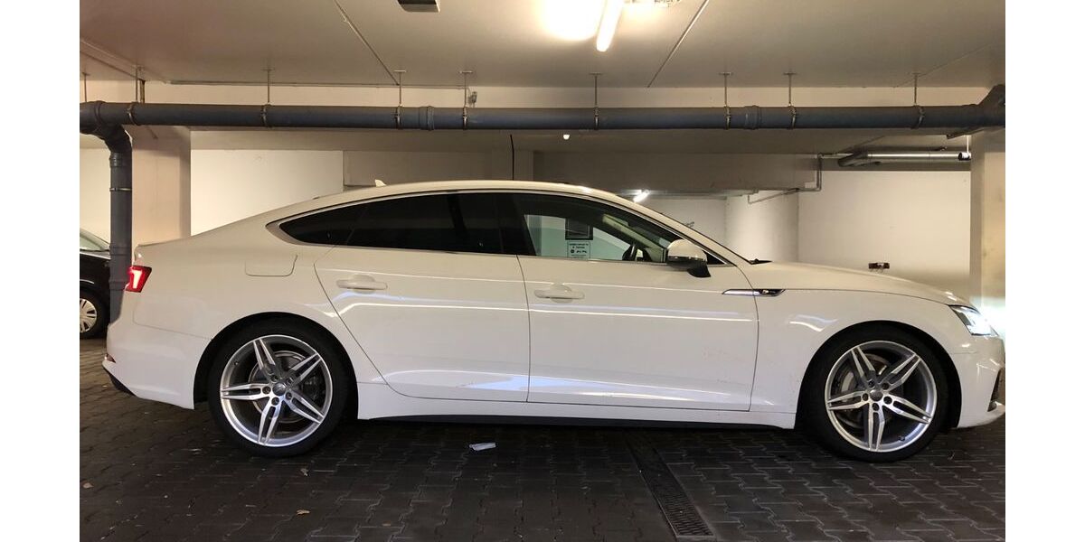 Audi A5 202.000 km 17.299 &euro; Koln 51105