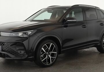 VW Tiguan 35.500 km 45.684 &euro; Düsseldorf 40233