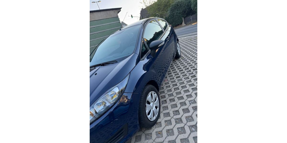 Ford Fiesta 68.250 km 4.000 &euro; Remscheid 42855