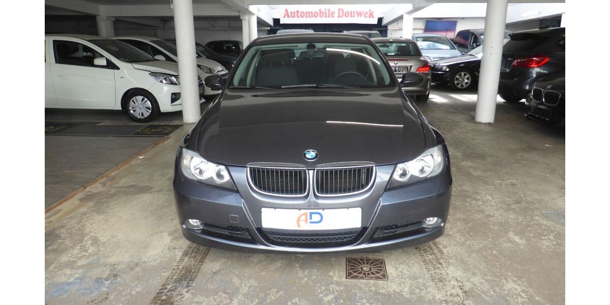 BMW 320 165.000 km 3.950 &euro; Düsseldorf 40223