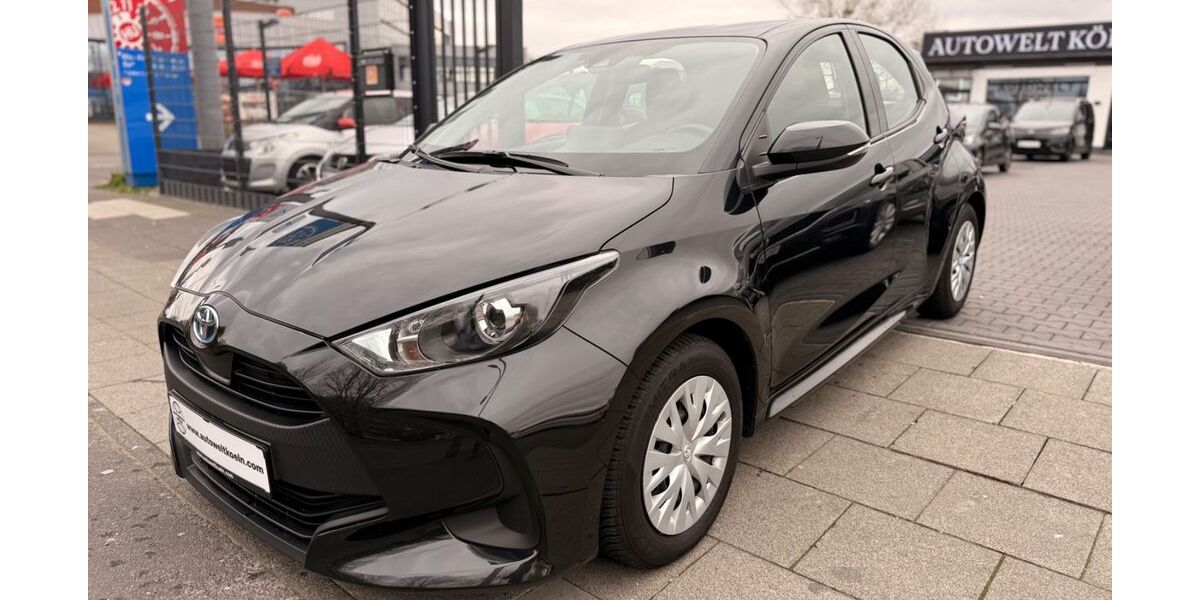 Toyota Yaris 46.091 km 17.490 &euro; Köln 51065
