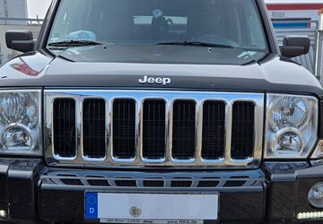 Jeep Commander 221.407 km 9.490 &euro; Köln 50859