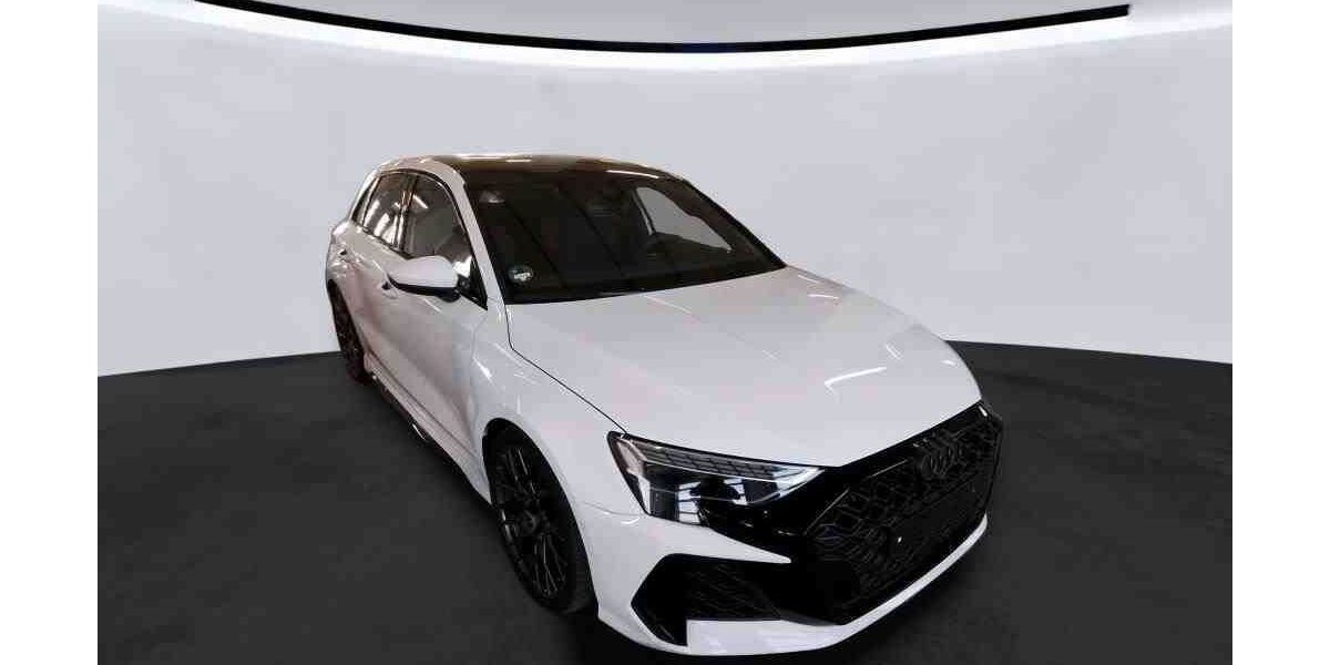 Audi RS3 13.290 km 65.280 &euro; Heiligenhaus 42579