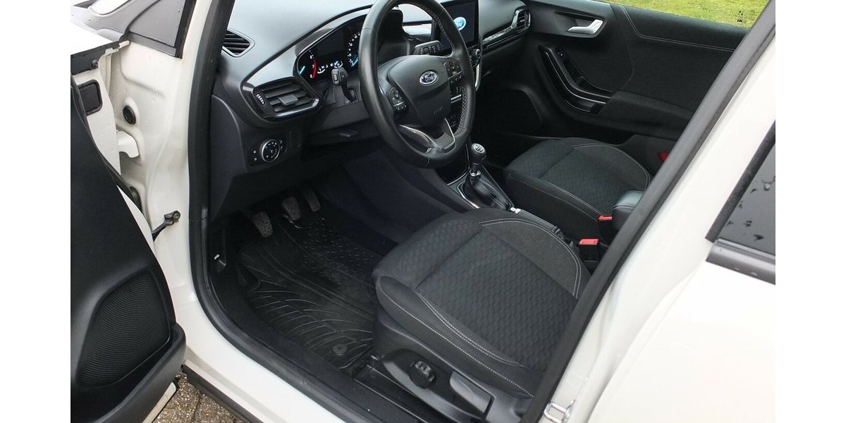Ford Puma TITANIUM WM26:MILD HYBRID NAVI PDC BLUETOOTH 107.845 km 12.204 &euro; Köln 50858