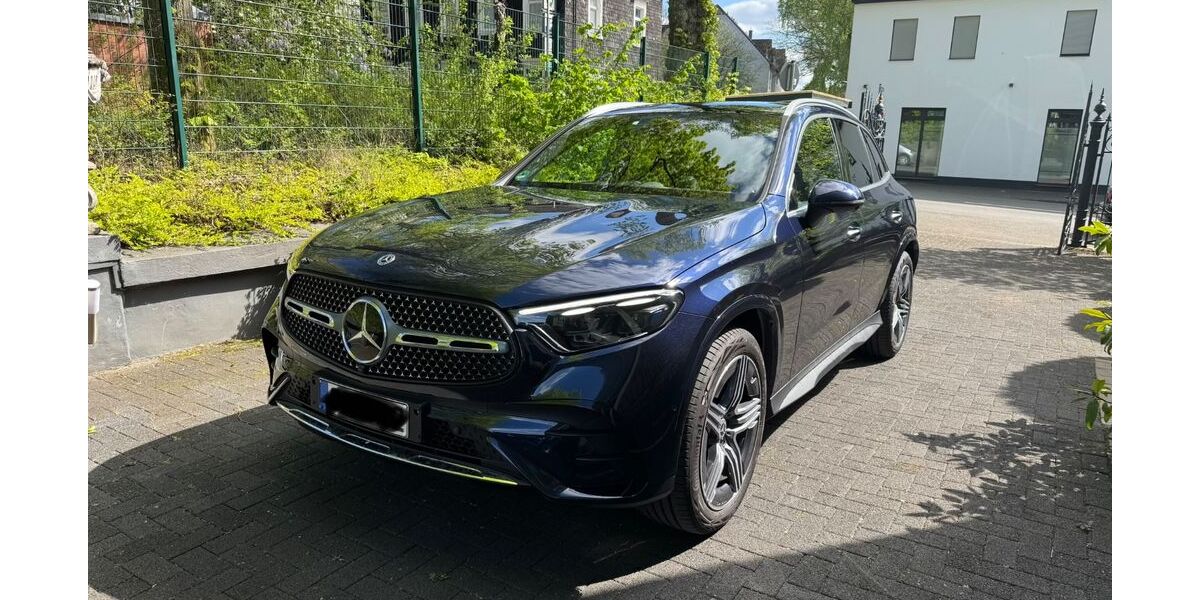 Mercedes-Benz GLC 450 17.000 km 69.900 &euro; Solingen 42719
