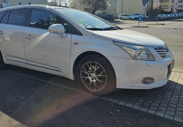 Toyota Avensis 240.000 km 3.900 &euro; Köln 50739