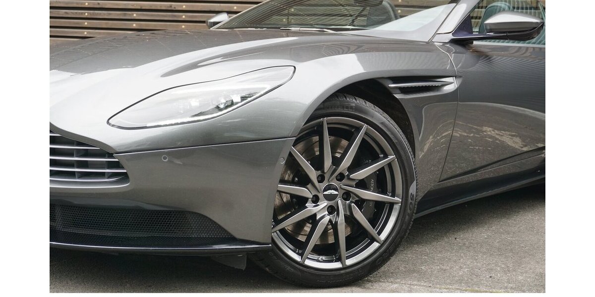 Aston Martin DB11 4.0 V8 Volante 360° neue Inspektion Deutsch 27.147 km 111.900 &euro; Wuppertal 42327