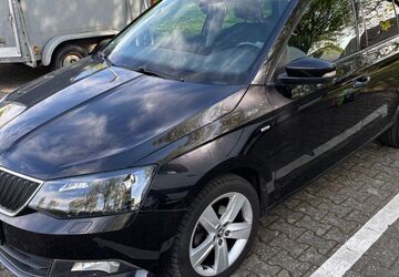 Skoda Fabia 52.000 km 8.800 &euro; Kaarst Büttgen 41564