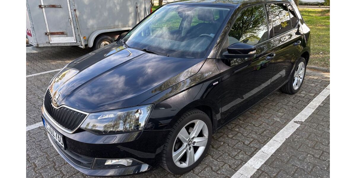 Skoda Fabia 52.000 km 8.800 &euro; Kaarst Büttgen 41564