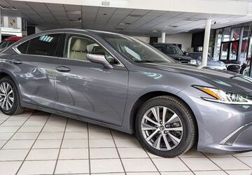 Lexus ES 300 112.000 km 29.998 &euro; Hilden 40721