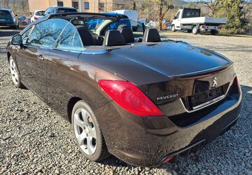 Peugeot 308 132.000 km 3.100 &euro; Köln 50858