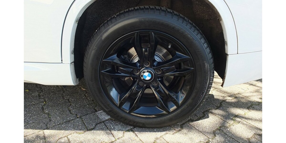 BMW X1 16D WM2026: LEDER XENON NAVI PANORAMA M-SPORTPA 133.459 km 11.208 &euro; Köln 50858
