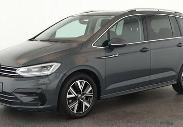 VW Touran 15.300 km 37.585 &euro; Düsseldorf 40233