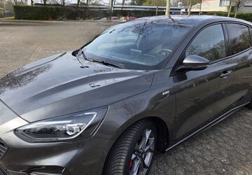 Ford Focus 65.000 km 16.900 &euro; Köln 50767