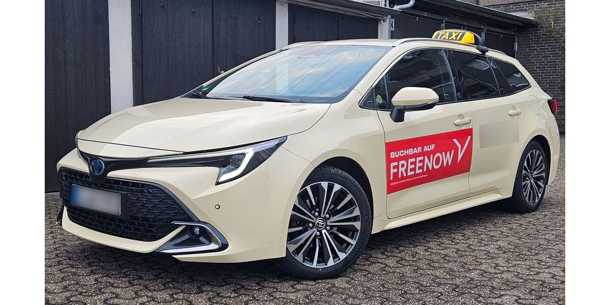 Toyota Corolla 81.000 km 29.400 &euro; Düsseldorf 40229