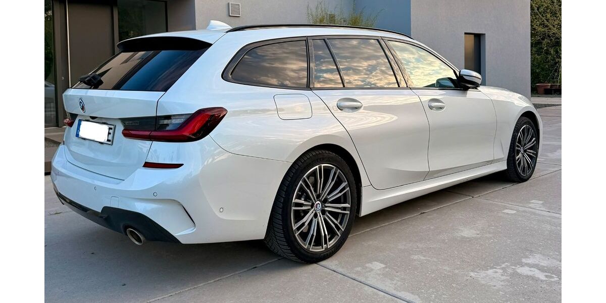 BMW 330 114.450 km 27.850 &euro; Hilden 40723
