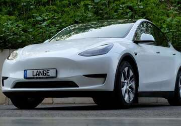 Tesla Model Y 35.039 km 34.980 &euro; Köln 50996