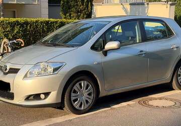 Toyota Auris 154.900 km 3.650 &euro; Köln, Stadt 50935