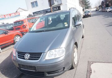 VW Touran 321.000 km 799 &euro; Köln 51143