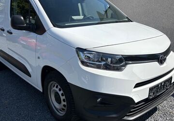 Toyota Proace City 57.100 km 14.200 &euro; Bergisch Gladbach 51469