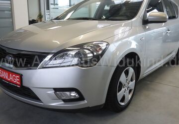 Kia ceed Sportswagon 257.000 km 2.990 &euro; Wuppertal 42289
