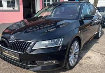 Skoda Superb 156.000 km 16.990 &euro; Wuppertal 42329