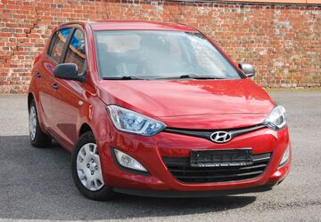 Hyundai i20 82.200 km 7.800 &euro; Düsseldorf - Bezirk 8 40231