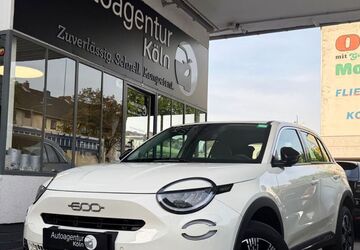 Fiat 600 13.993 km 20.490 &euro; Köln 51067