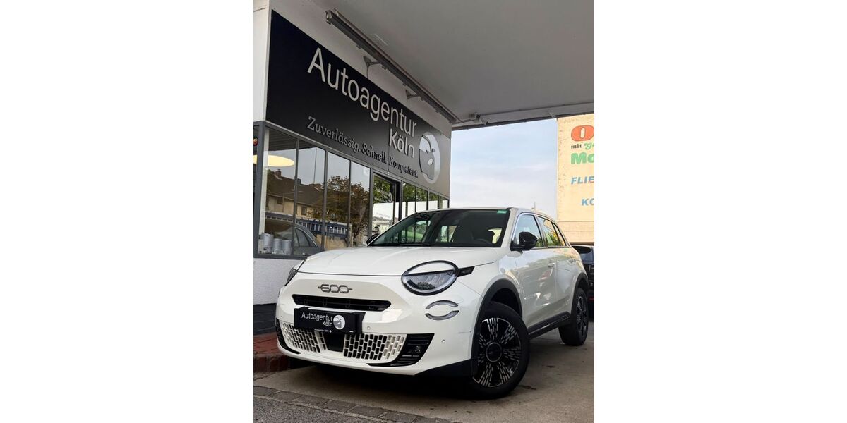 Fiat 600 13.993 km 20.490 &euro; Köln 51067