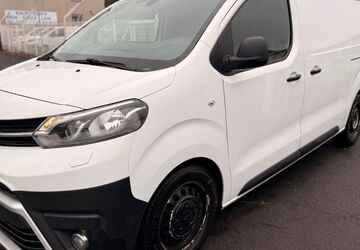 Toyota Proace (Verso) 207.220 km 7.990 &euro; Köln 51065