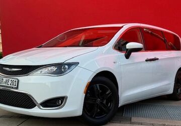 Chrysler Pacifica 72.000 km 14.900 &euro; Köln 50939