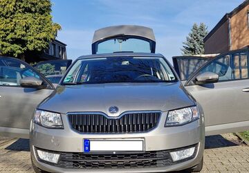 Skoda Octavia 127.000 km 8.999 &euro; Pulheim 50259